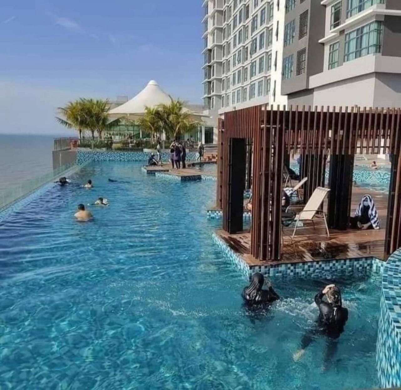 Homezz Imperium Residence Kuantan Studio Seaview Kültér fotó